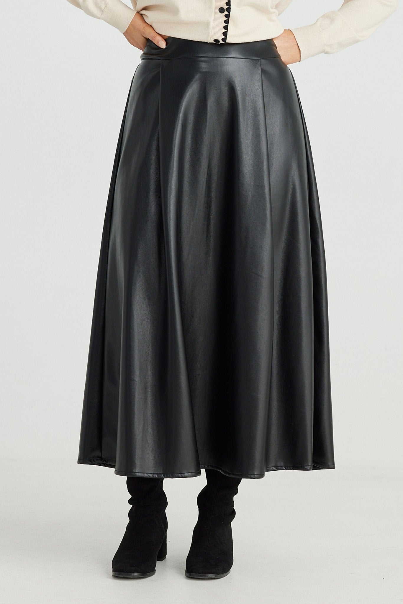 Concrete Jungle Skirt - Black - Brave+True