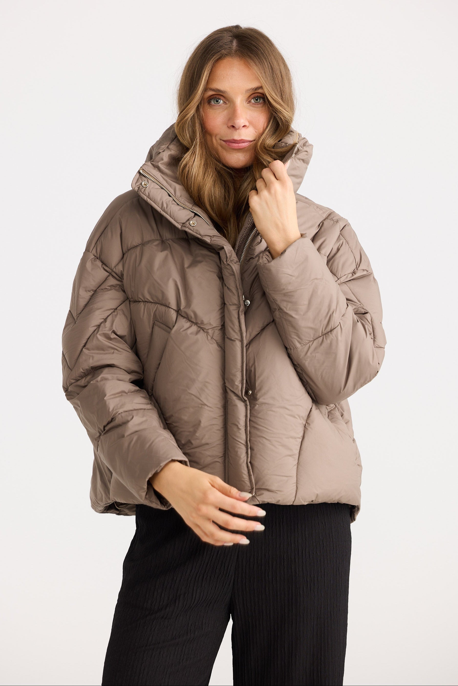 Zella Puffer - Bark | Women's Puffer Jacket | brave+true