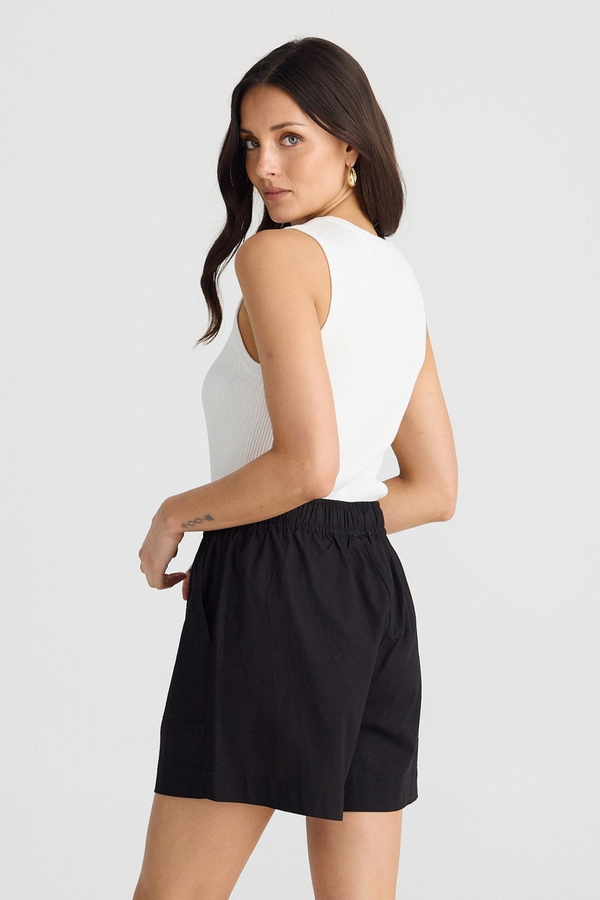 Bobbi Short - Black