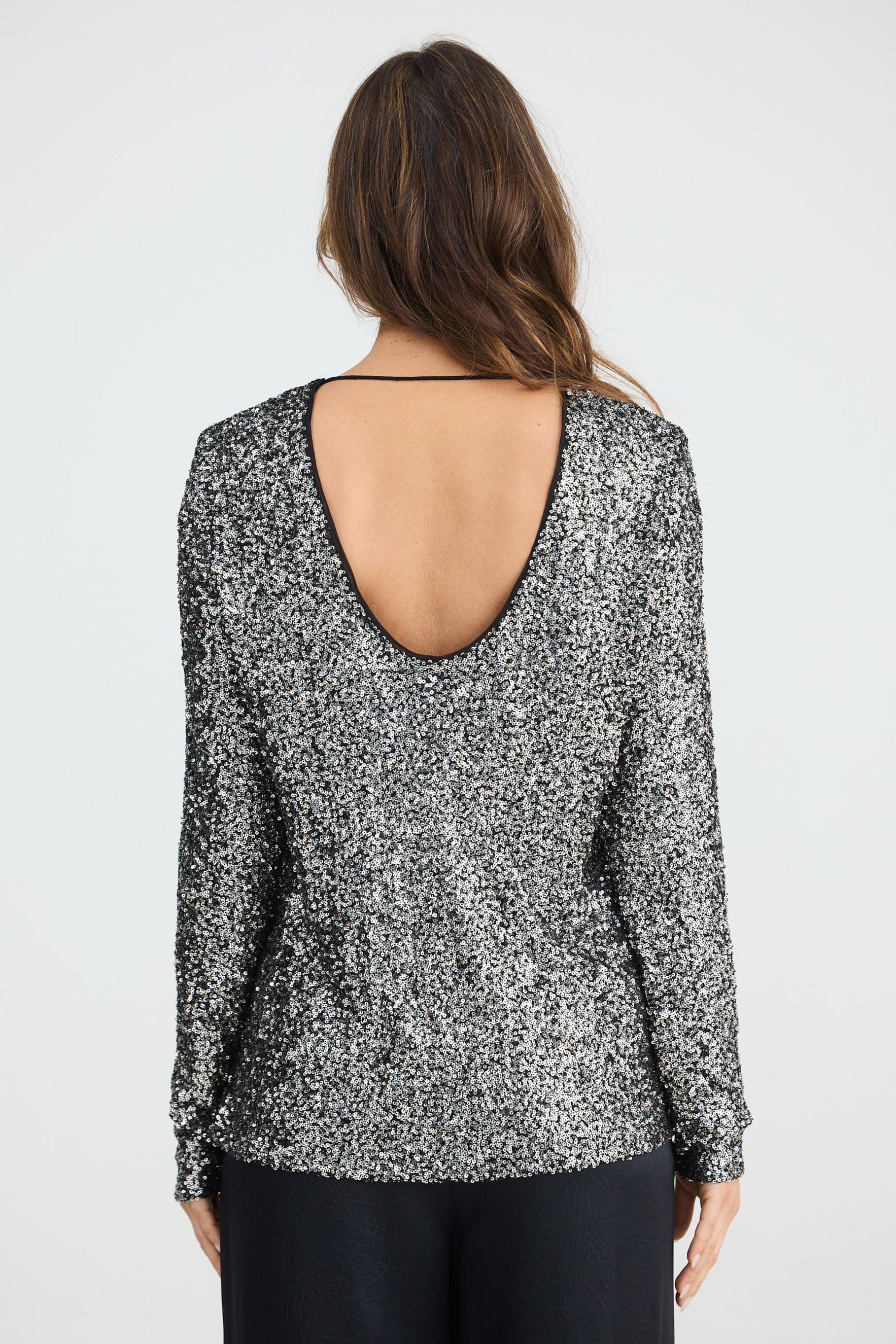 Showstopper LS Top - Silver Sequin