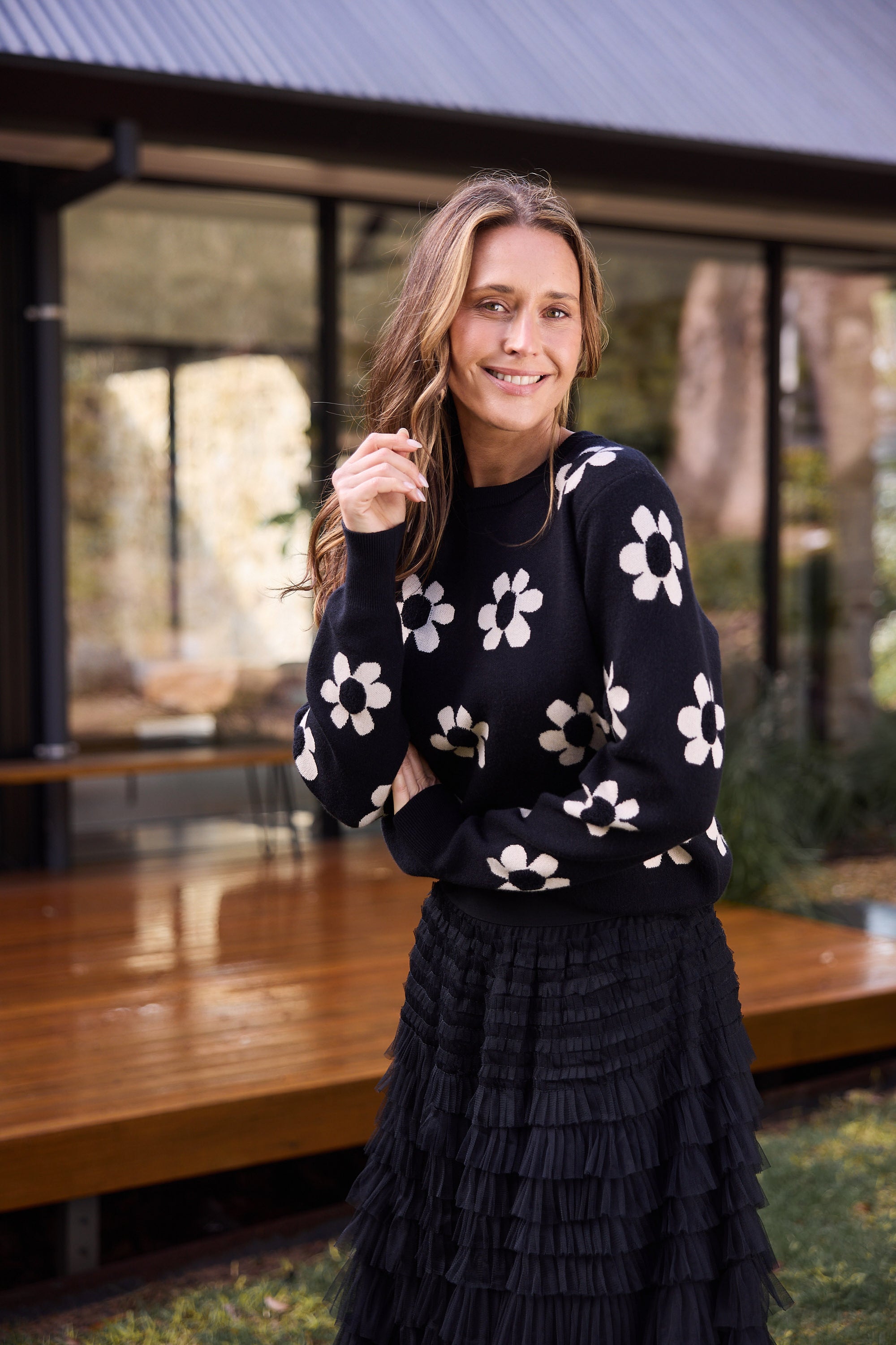 Flower Knit - Black W Natural