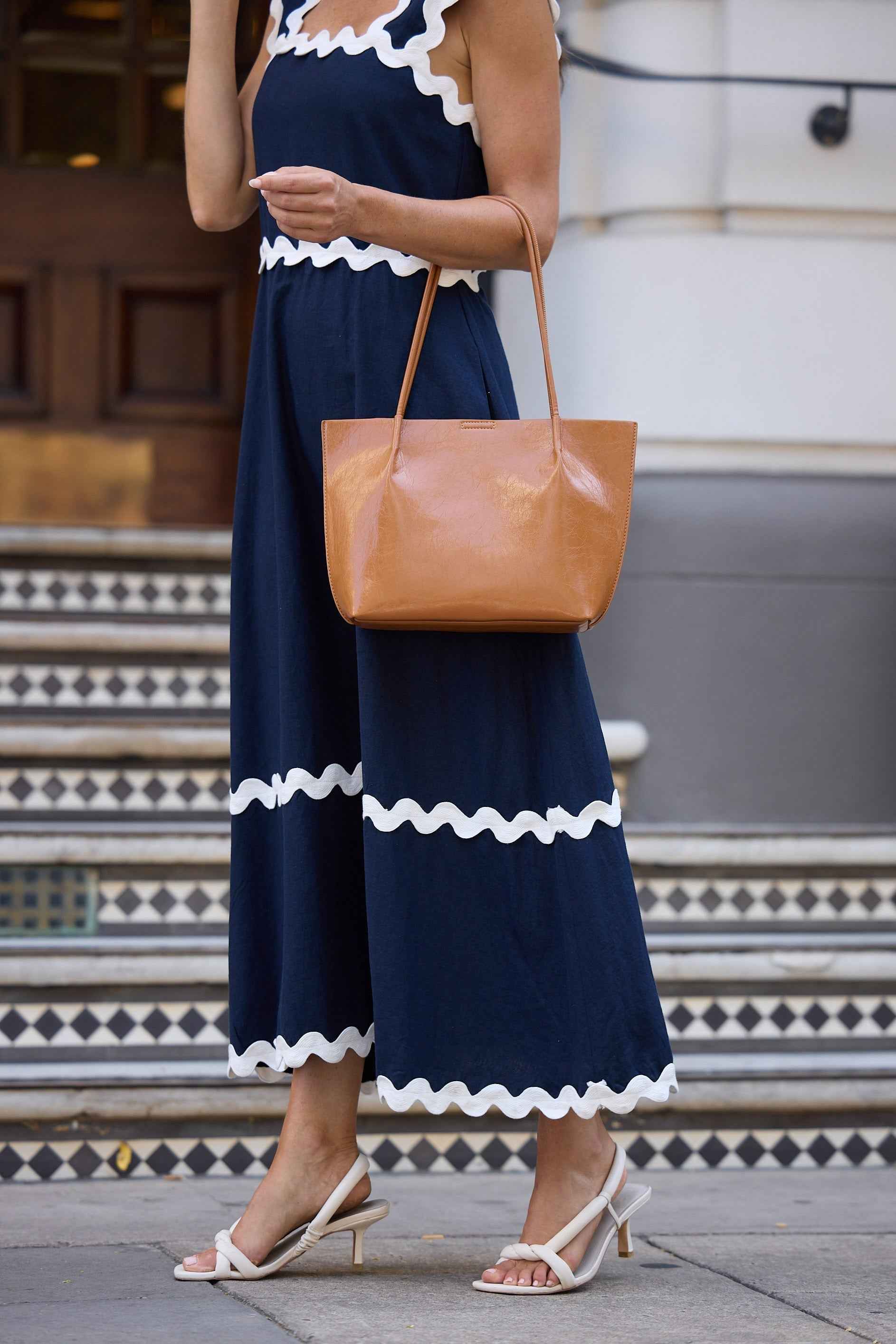 Eloise Bag And Pouch Set - Tan