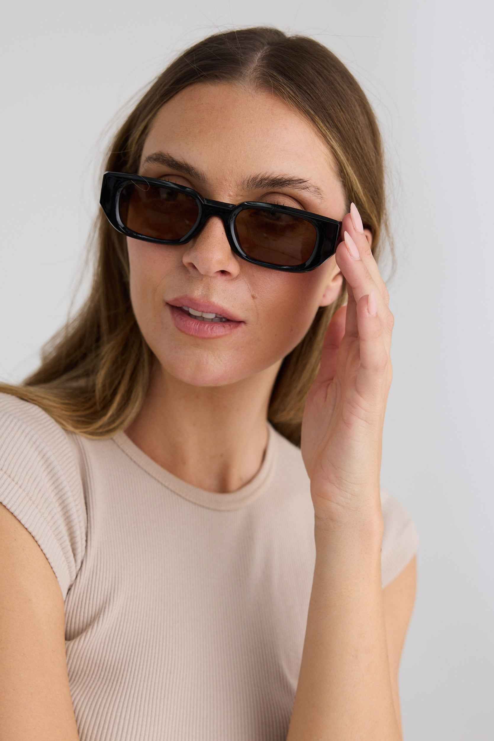 Beverly Sunglasses - Black W Orange