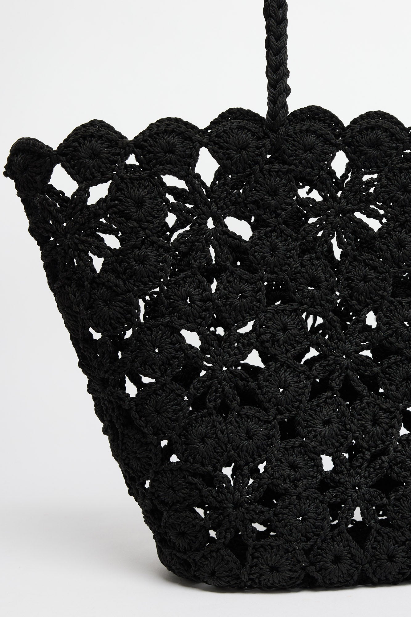 Lucy Basket in black, detail view.