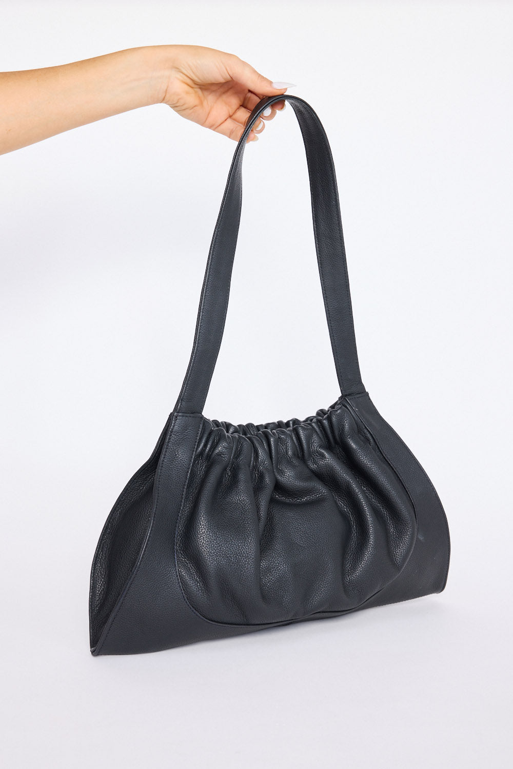 Fraser Bag - Black bag in black with gathered silhouette, front view on white background