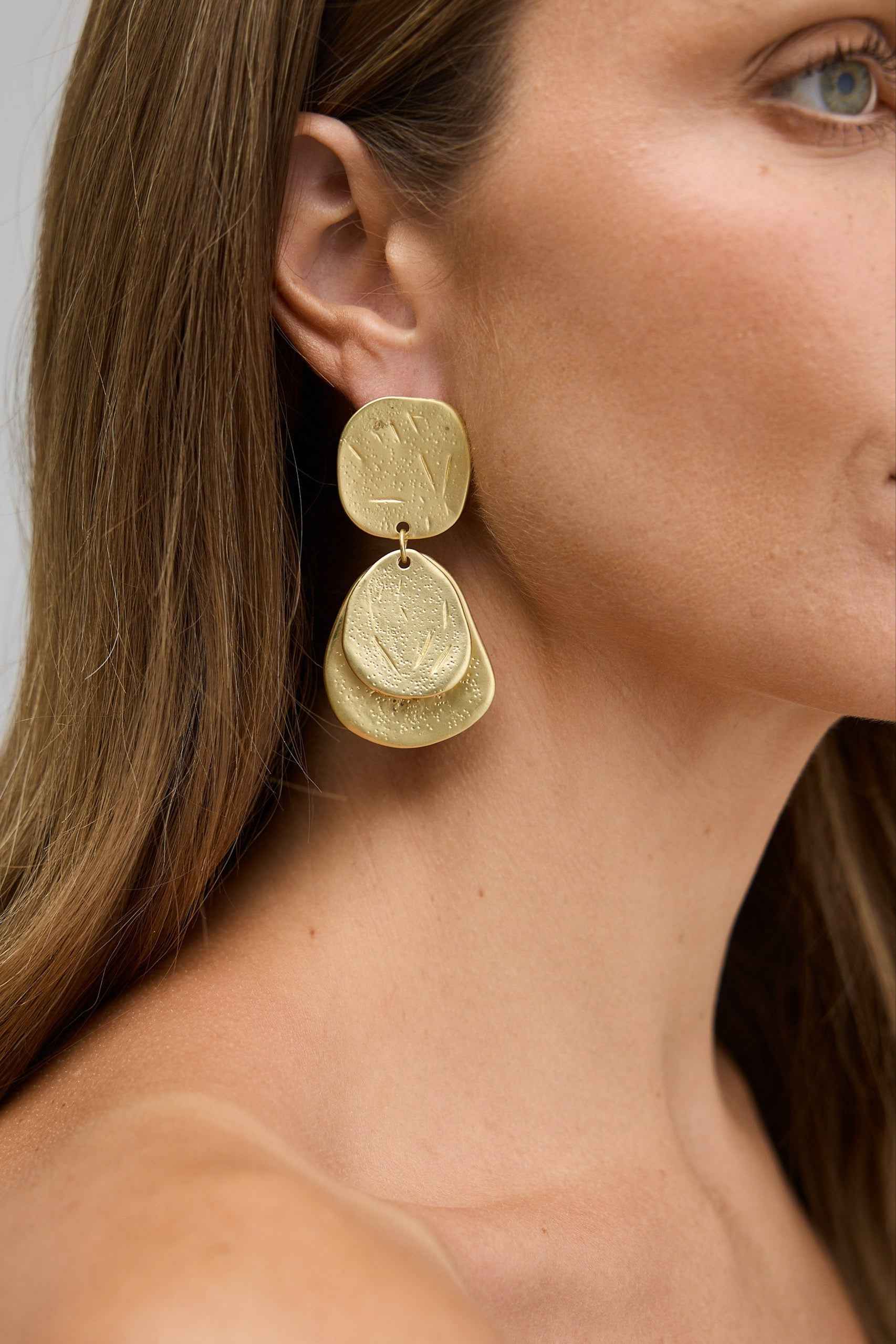 Steele Earrings - Gold