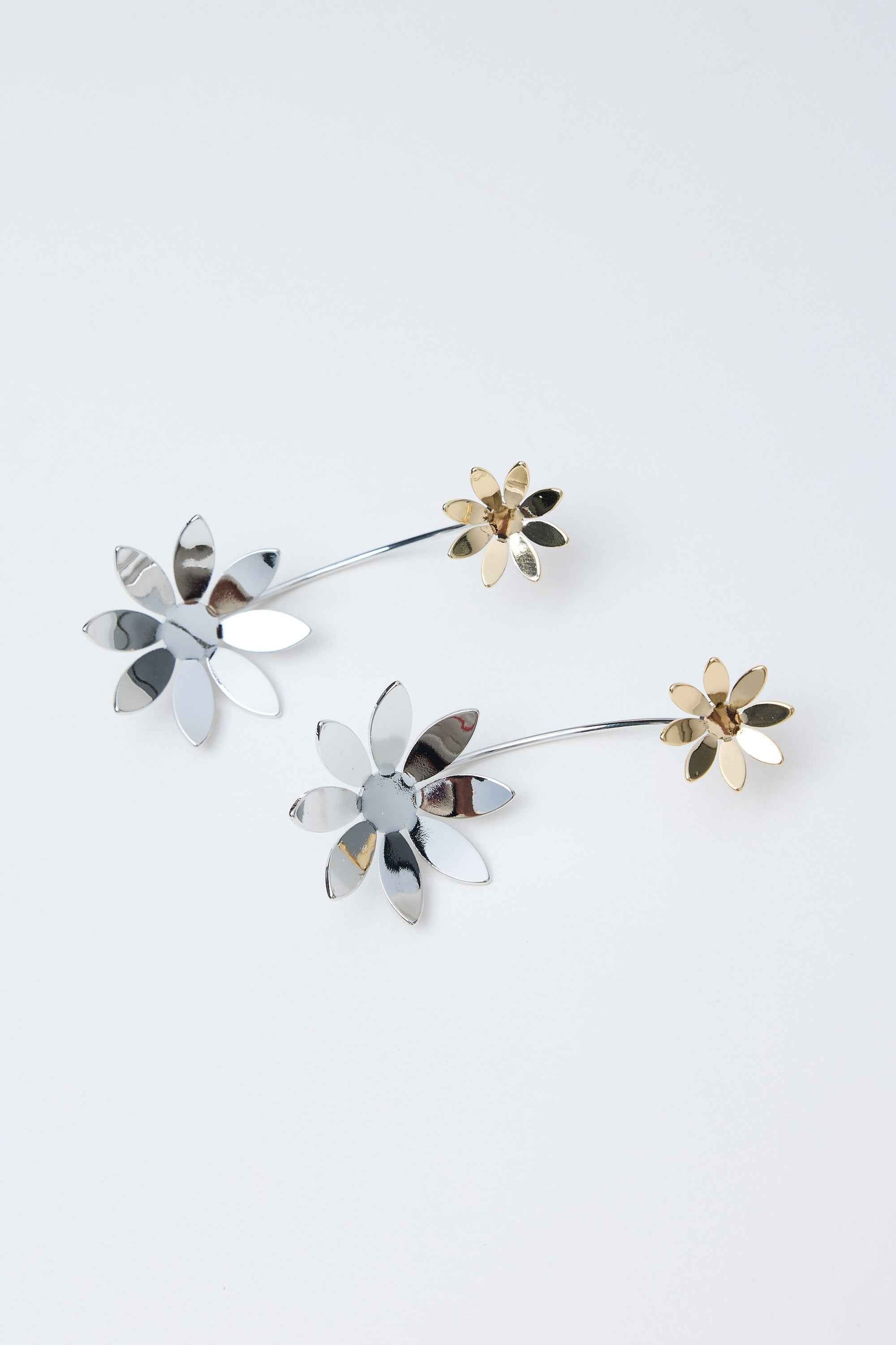 Daisy Lou Earrings - Silver W Gold