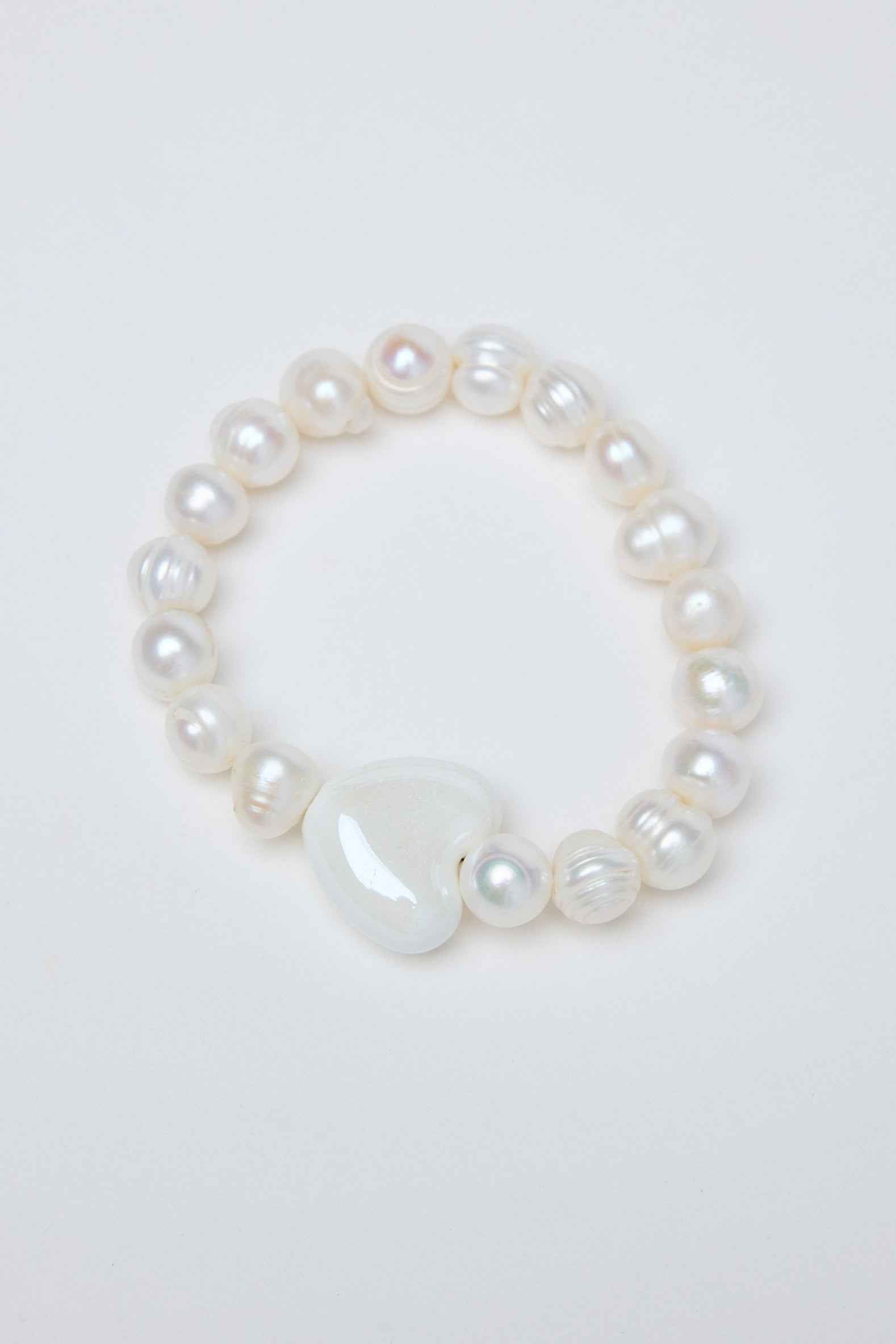 Pearly Heart Bracelet - White