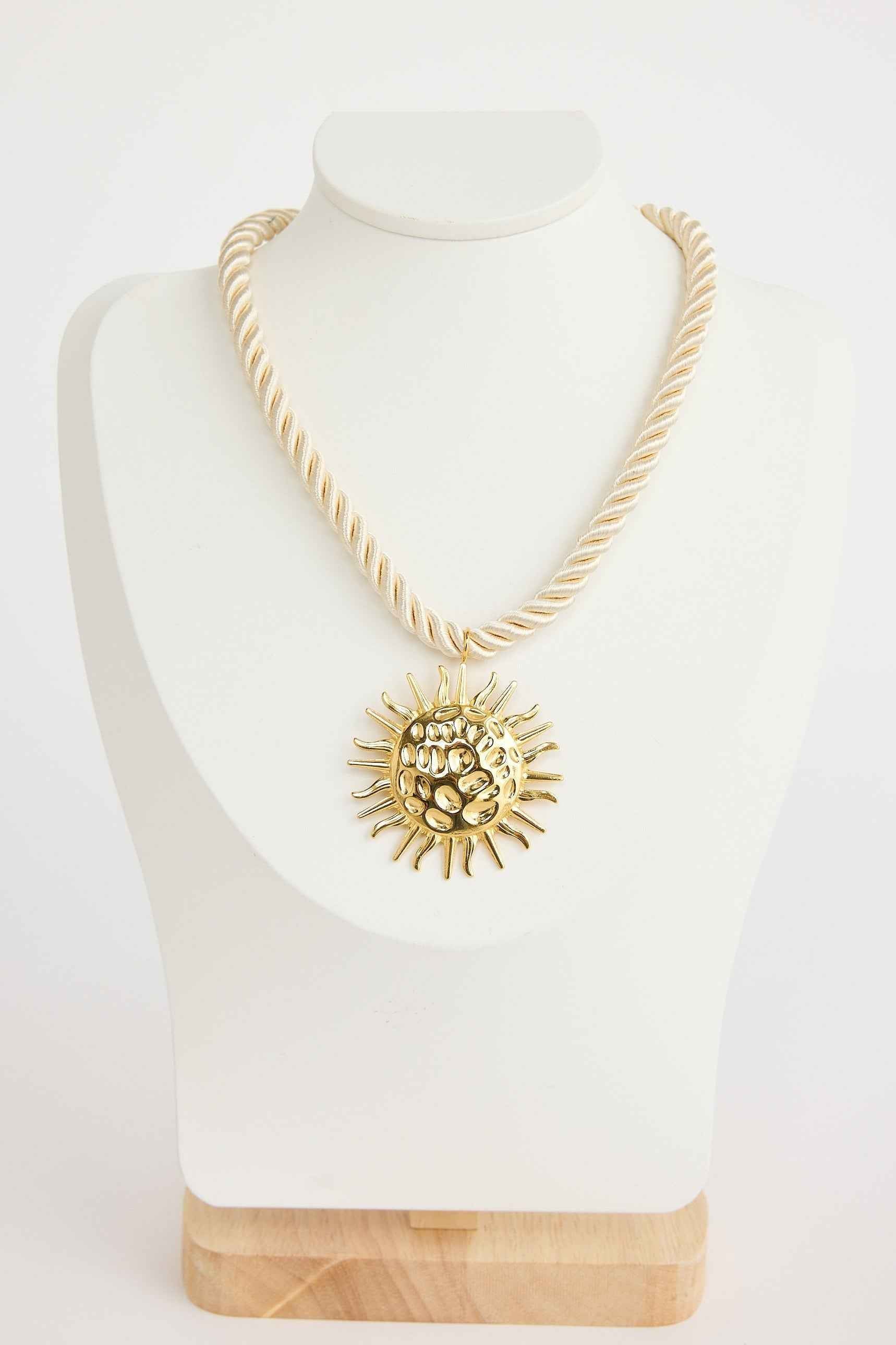 Portsmouth Necklace - Gold