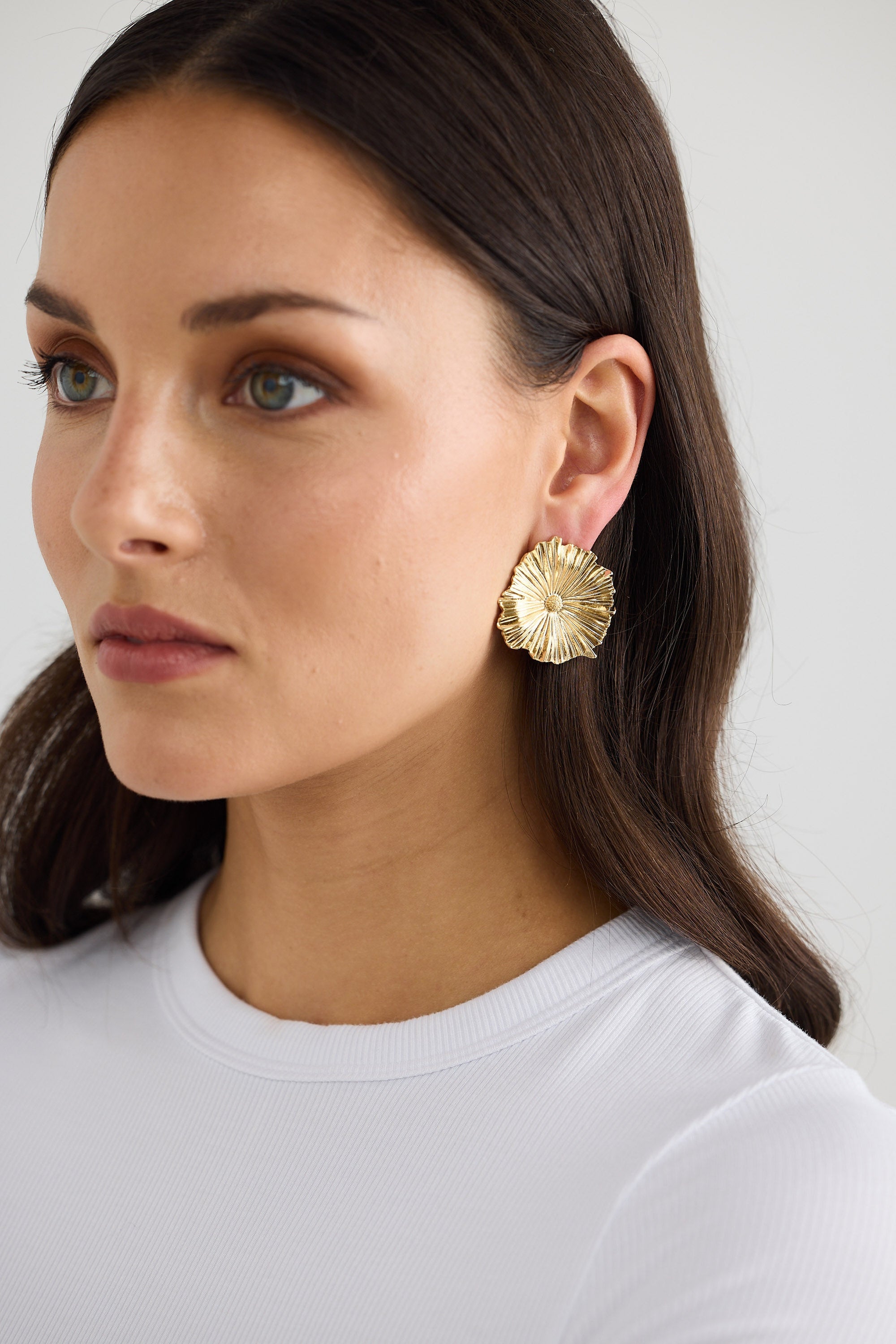 Lucy Earrings - Gold